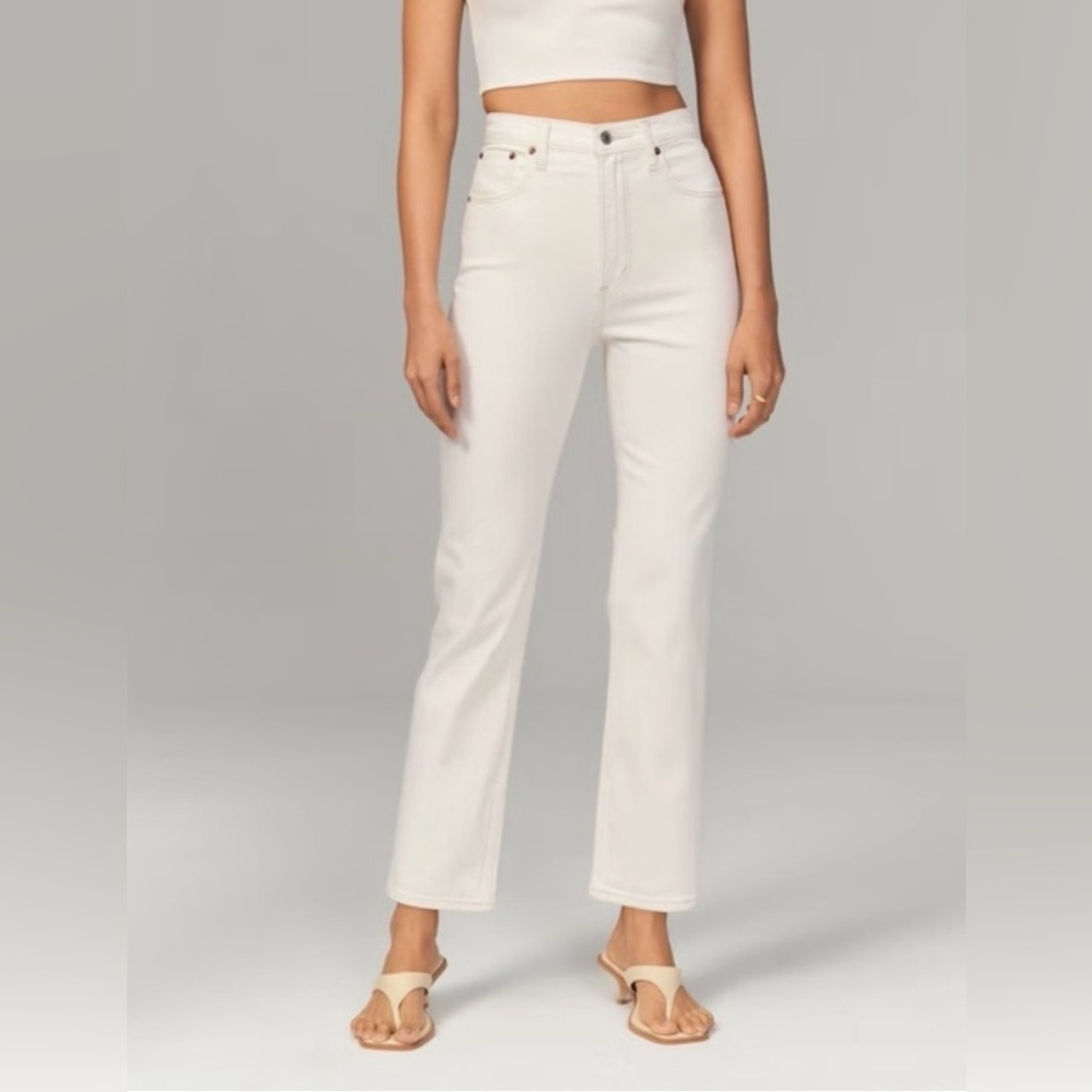 A&F Ankle Straight Ultra High Rise Denim, Cream
